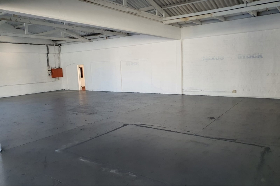 To Let commercial Property for Rent in Deal Party Eastern Cape